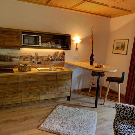 Serviced Apartments Villa Licht Κίτσμπουελ Δωμάτιο φωτογραφία