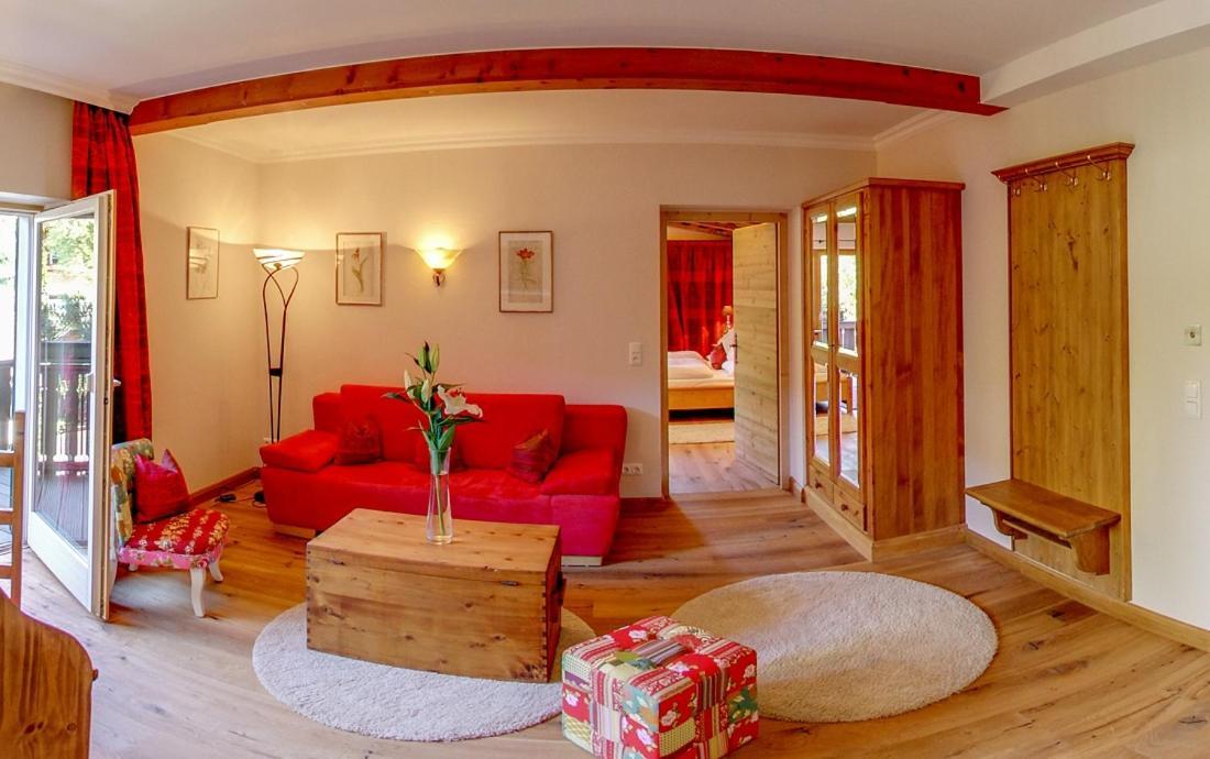 Serviced Apartments Villa Licht Κίτσμπουελ Εξωτερικό φωτογραφία