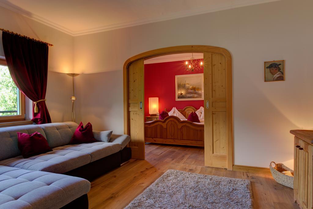 Serviced Apartments Villa Licht Κίτσμπουελ Εξωτερικό φωτογραφία
