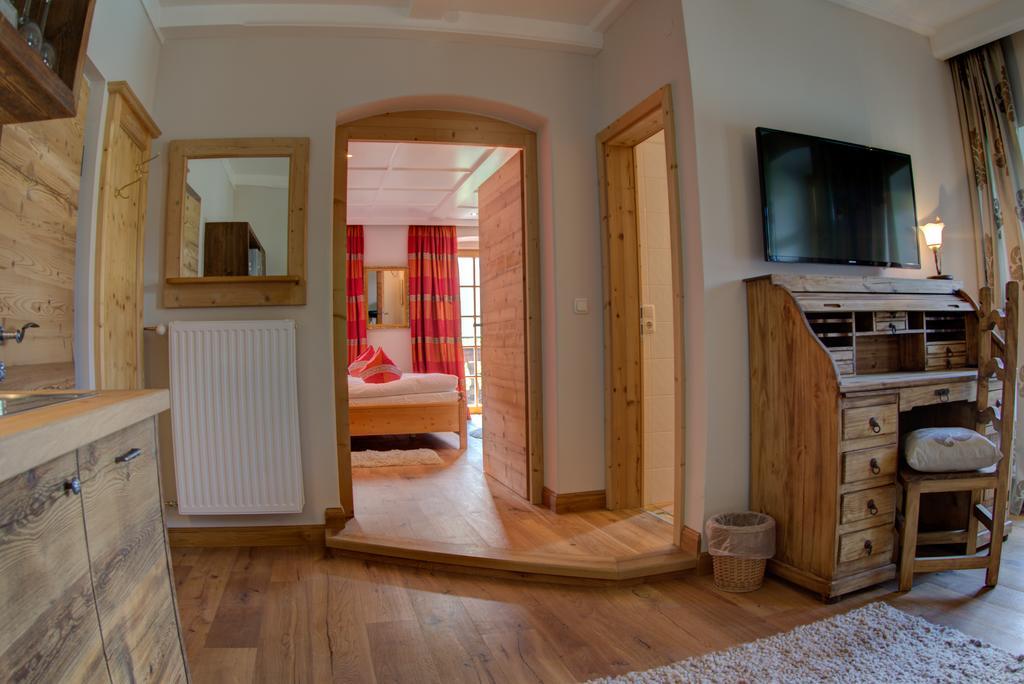 Serviced Apartments Villa Licht Κίτσμπουελ Εξωτερικό φωτογραφία